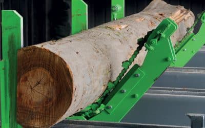 Mecanismo de girar troncos com corrente adaptável